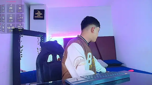 Lucass love online show from October 1, 2025, 1:17 pm