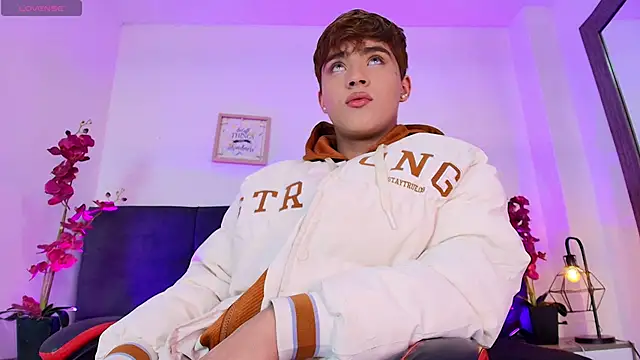 Lucass love online show from April 2, 2026, 1:53 pm