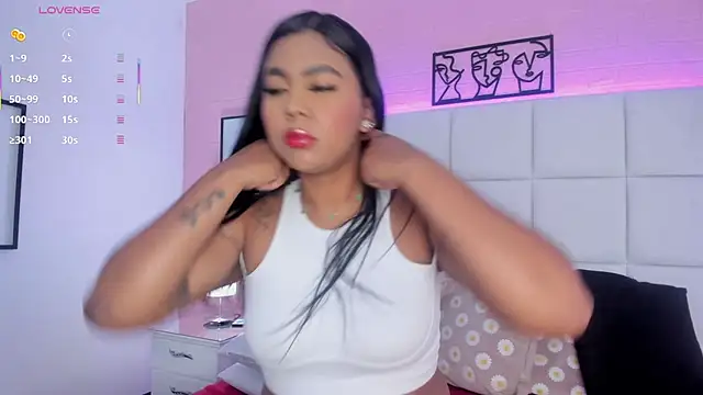 Meloddy Parkerr  online show from April 15, 2026, 3:46 am