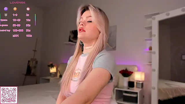 ShyEmma  online show from April 23, 2026, 1:07 am