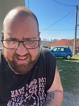 mrandmrsdarkside online show from April 23, 2026, 12:29 pm