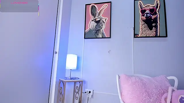 dulce fiore07 online show from March 4, 2026, 12:22 pm