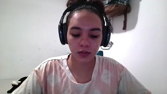 Taylor Tina online show from October 3, 2025, 9:12 pm