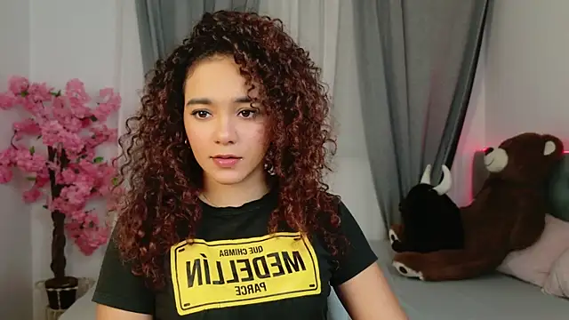 Taylor Tina online show from October 13, 2025, 5:29 am