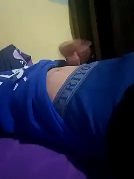 Snapshot of elbbxxx1999 chatting on October 2, 2025, 3:13 am elbbxxx1999 online show from October 2, 2025, 3:13 am