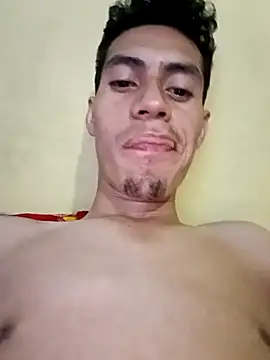 Snapshot of elbbxxx1999 chatting on October 31, 2025, 2:18 pm elbbxxx1999 online show from October 31, 2025, 2:18 pm