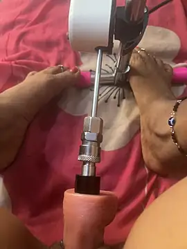 SEXY-SIMI-BHABI online show from June 15, 2026, 4:20 pm