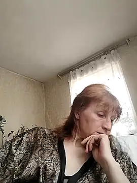 Flower2931 online show from April 30, 2026, 7:47 am