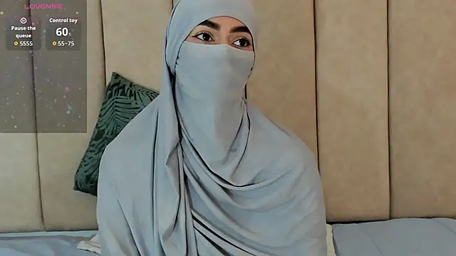  Zahiira  online show from November 13, 2025, 12:15 pm