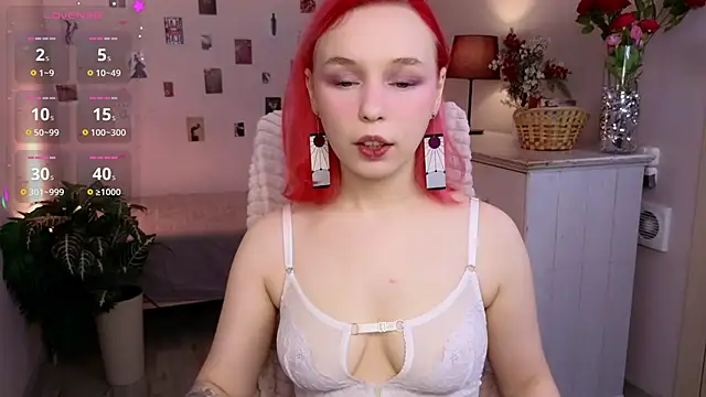 NaomiYoru online show from April 1, 2026, 8:28 pm