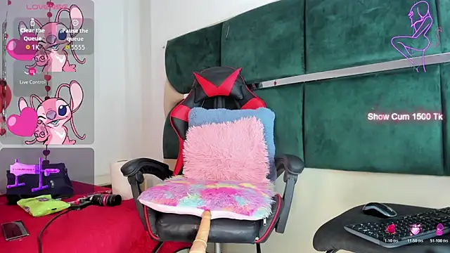 Ariana-Fernandez online show from February 26, 2026, 12:59 pm