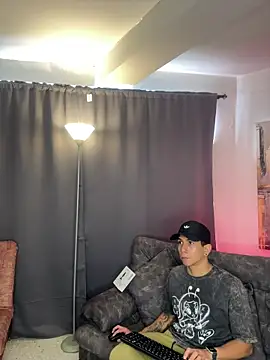 Snapshot of j_deex chatting on October 13, 2025, 3:34 pm j deex online show from October 13, 2025, 3:34 pm