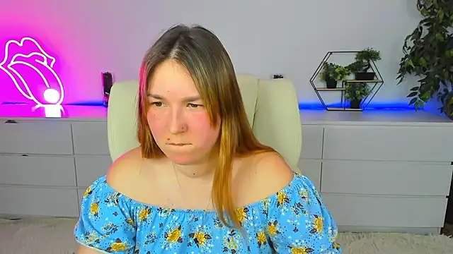 Sofii darling online show from February 1, 2026, 5:00 pm