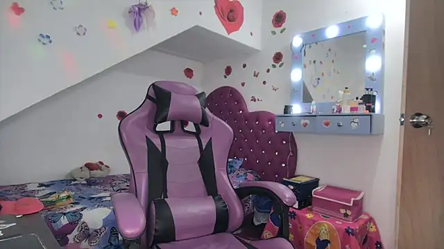 soffy rosses online show from October 21, 2025, 2:01 am