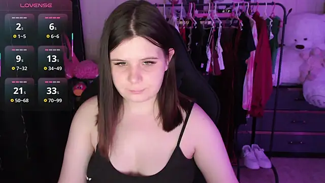 AmyVibess online show from March 28, 2026, 8:08 pm