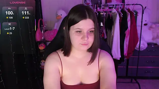 AmyVibess online show from April 16, 2026, 9:39 pm