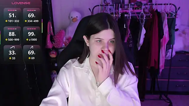 AmyVibess online show from June 27, 2026, 6:02 pm