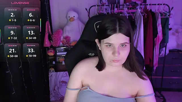 AmyVibess online show from June 28, 2026, 6:14 pm