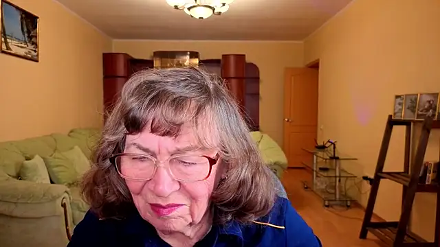 Snapshot of Betty_Brick chatting on January 6, 2026, 2:21 pm Betty Brick online show from January 6, 2026, 2:21 pm