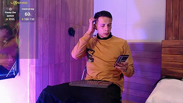 Dustin Sonne online show from October 6, 2025, 3:37 am