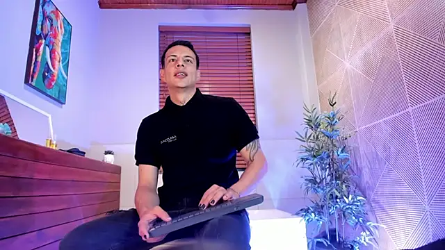 Dustin Sonne online show from October 11, 2025, 3:39 am