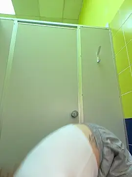 Snapshot of katexxxx chatting on February 21, 2026, 7:37 pm katexxxx online show from February 21, 2026, 7:37 pm