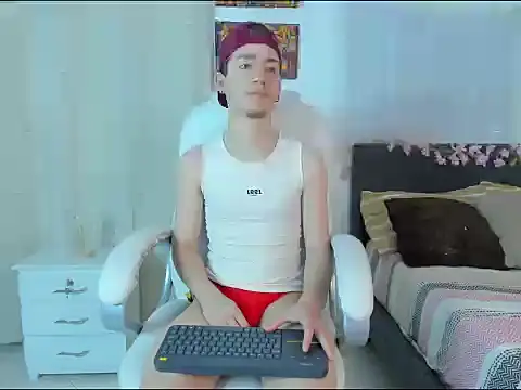 ThiagooJames online show from November 25, 2025, 2:00 am