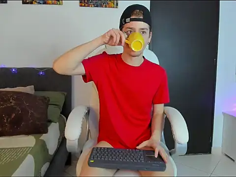 ThiagooJames online show from February 6, 2026, 5:56 am