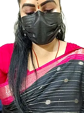 honey-flower online show from October 30, 2025, 3:02 pm