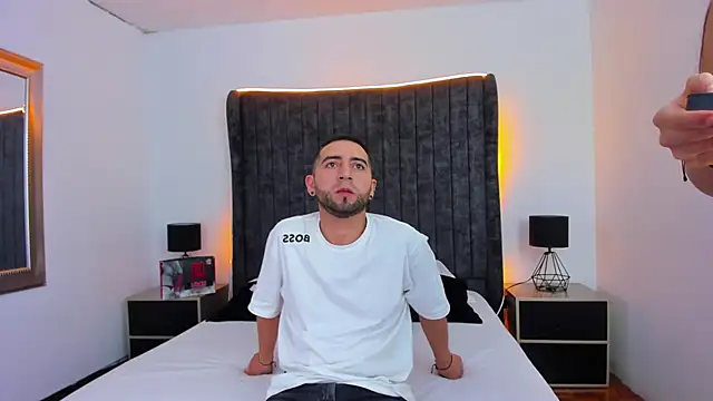 Lushian  online show from January 18, 2026, 5:28 pm