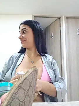 Samantha hotly online show from February 26, 2026, 2:16 pm