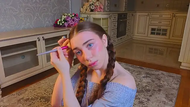 EadlinGillim online show from September 13, 2025, 3:17 am