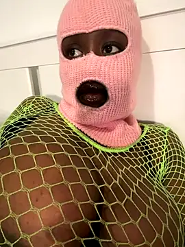 bustyblackebony online show from October 19, 2025, 6:52 pm