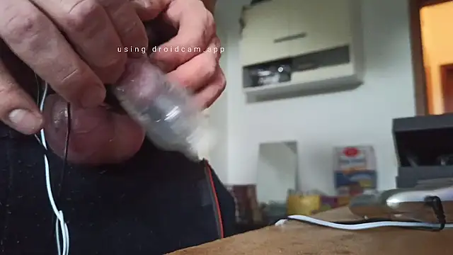 Thompsen1992 online show from October 26, 2025, 10:43 am