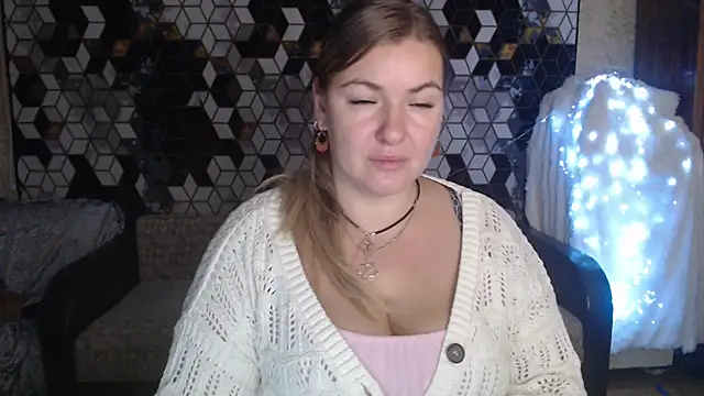 Snapshot of NikaSkylink chatting on November 25, 2025, 8:20 pm NikaSkylink online show from November 25, 2025, 8:20 pm