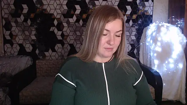 Snapshot of NikaSkylink chatting on November 27, 2025, 8:11 pm NikaSkylink online show from November 27, 2025, 8:11 pm