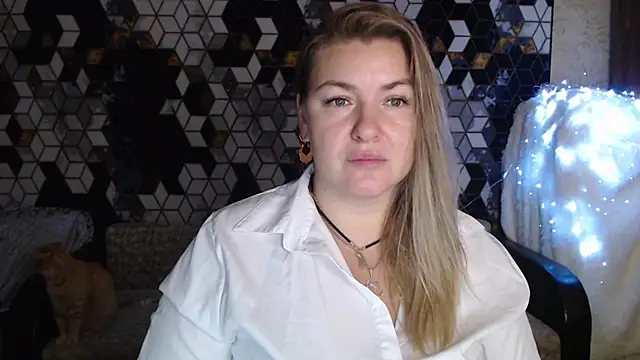 Snapshot of NikaSkylink chatting on December 3, 2025, 8:07 pm NikaSkylink online show from December 3, 2025, 8:07 pm