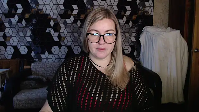 Snapshot of NikaSkylink chatting on January 13, 2026, 5:13 am NikaSkylink online show from January 13, 2026, 5:13 am