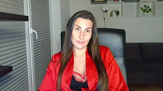 DonnaAmore online show from September 23, 2025, 8:12 pm