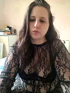 Snapshot of Mlle-S chatting on April 10, 2026, 7:46 am Mlle-S online show from April 10, 2026, 7:46 am