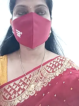 shivani27 online show from October 4, 2025, 8:12 am