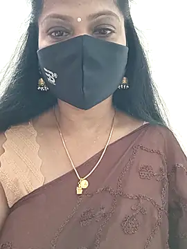 shivani27 online show from November 14, 2025, 8:35 am