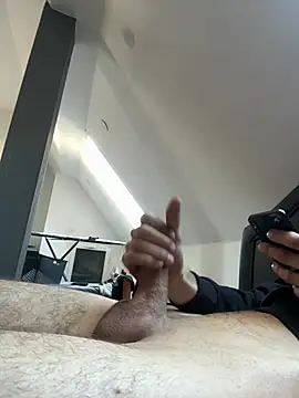 musti312 online show from February 15, 2026, 12:47 pm