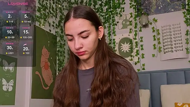 Ashley Pierce online show from December 14, 2025, 4:07 am