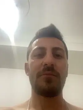 emredenizz07 online show from October 25, 2025, 7:08 pm