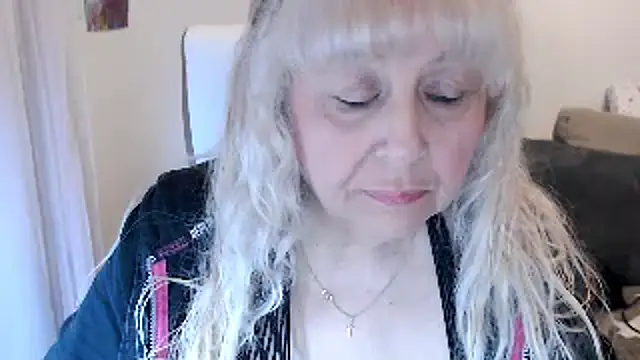 SusiLifeXXX online show from October 27, 2025, 9:30 pm