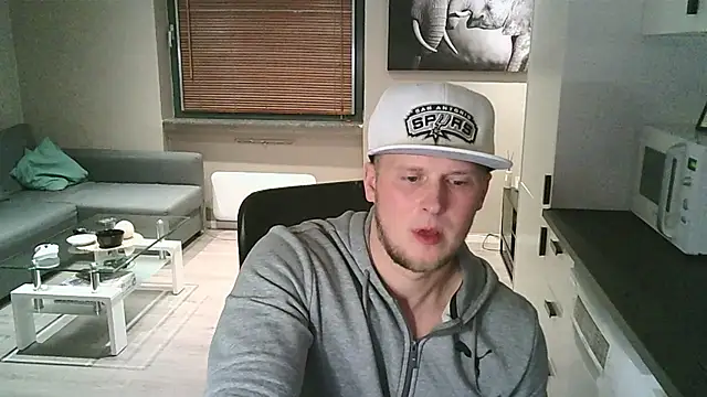 Snapshot of Dartanjanas13 chatting on November 4, 2025, 5:23 pm Dartanjanas13 online show from November 4, 2025, 5:23 pm