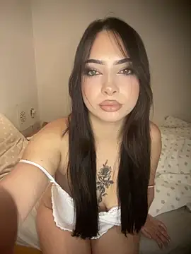 Bella  Booty online show from October 17, 2025, 10:45 pm