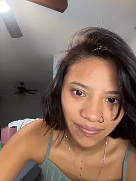 Nia Desire online show from June 11, 2026, 7:06 am