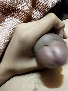 saneer69tew online show from September 8, 2025, 7:35 pm